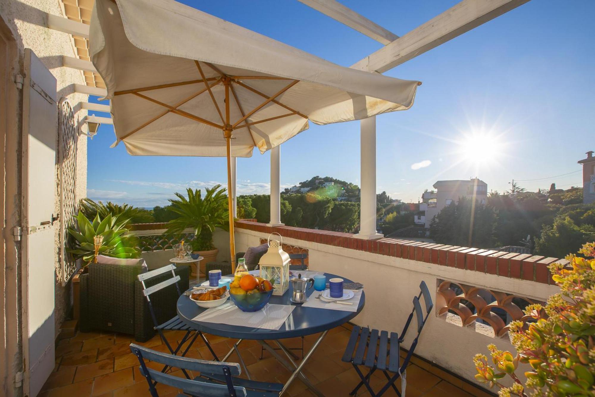 Villa Montlilin - Happy Rentals Вилафранк-сюр-Мер Екстериор снимка